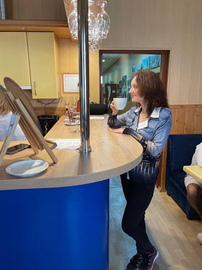 Арт-Вокзал Hotel Kryvyj Rih Eksteriør billede