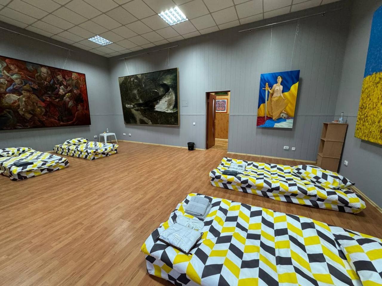Арт-Вокзал Hotel Kryvyj Rih Værelse billede